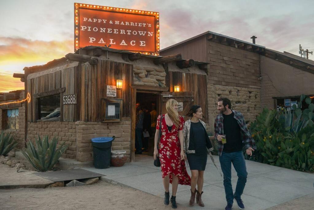 Vila Near Pappy & Harriet'S + Rimrock Ranch W/ Hot Tub Pioneertown Exteriér fotografie